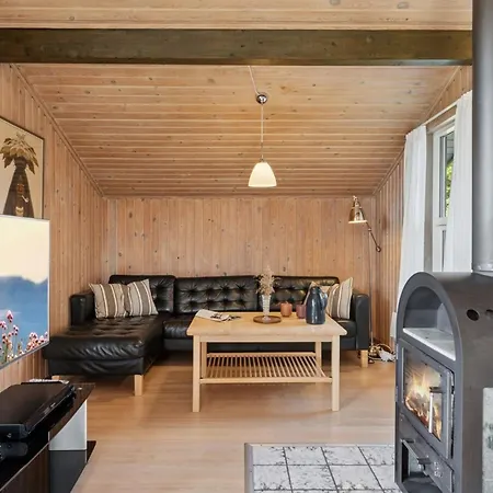 Alessia - 2km From The Sea By Interhome Lakolk