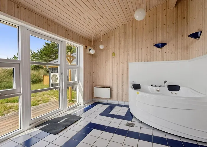 Alessia - 2km From The Sea By Interhome